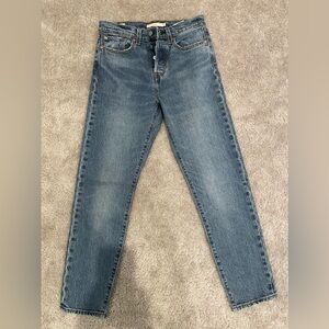 NWOT Levi’s Wedgie Jeans